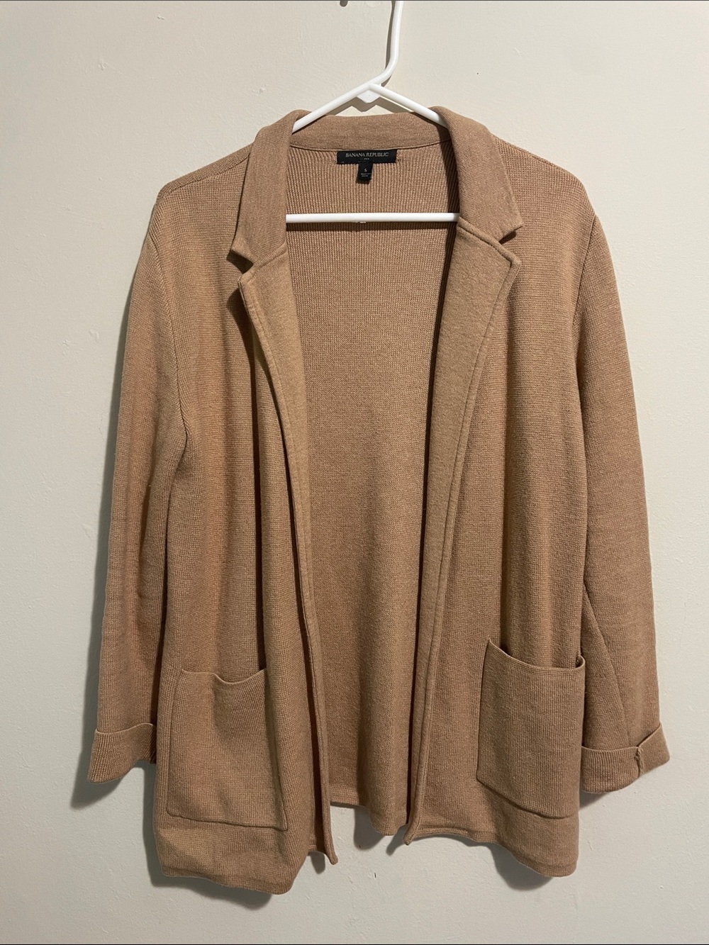 Banana Republic Tan Open-Front Knit Cardigan Blazer. Size small.